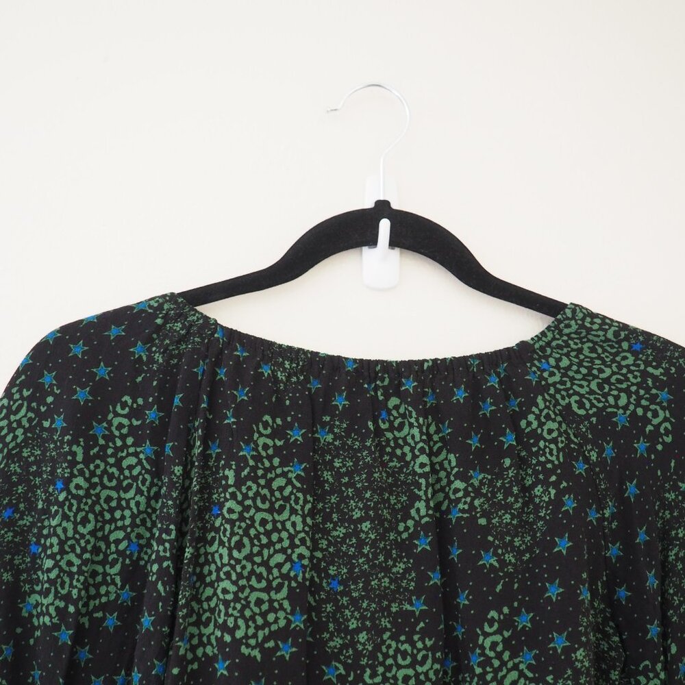 !! Topshop Green Mix Print Tie-Front Long Sleeve Top sz US 4 - Picture 10 of 10